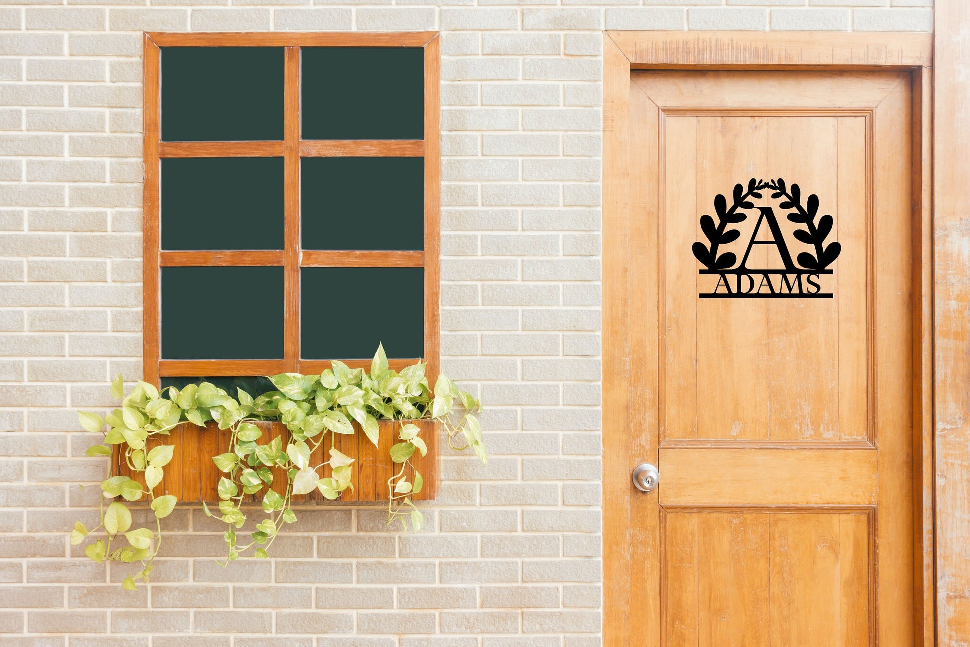 Leaf Border Family Sign. Farmhouse Letter Monogram, Framed Family Initial, Door Letter | S135